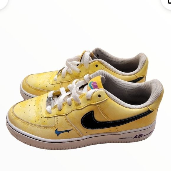 Nike Air force 1 RARE Low Yellow Graphic  Sneakers - Picture 1 of 9